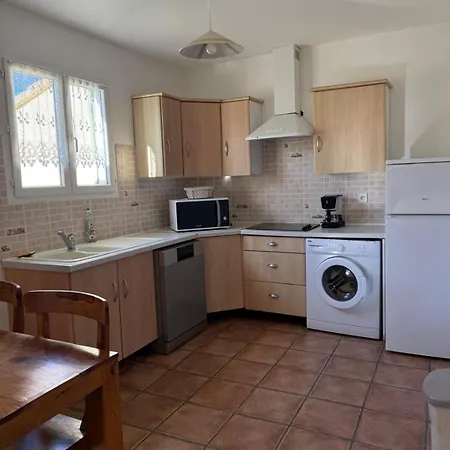 T3 Avec Piscine 別荘 *